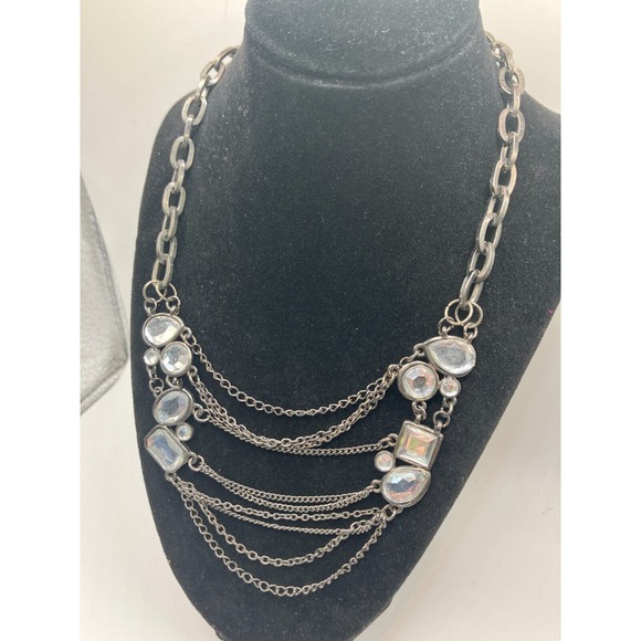 Crystal Victorian Style Gun Metal Gray Chain Statement 19 7/8 Inch Necklace! - Picture 4 of 8